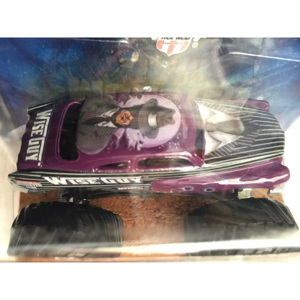 Hot Wheels Monster Jam Monster Truck WISE GUY #22 Purple Die Cast 1/64 Bent Card